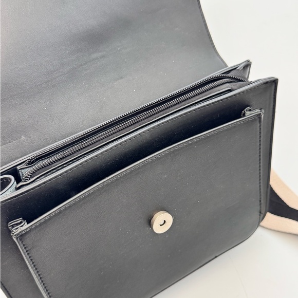 Pixie Mood Zoe Crossbody Black Vegan Leather - Picture 9 of 12
